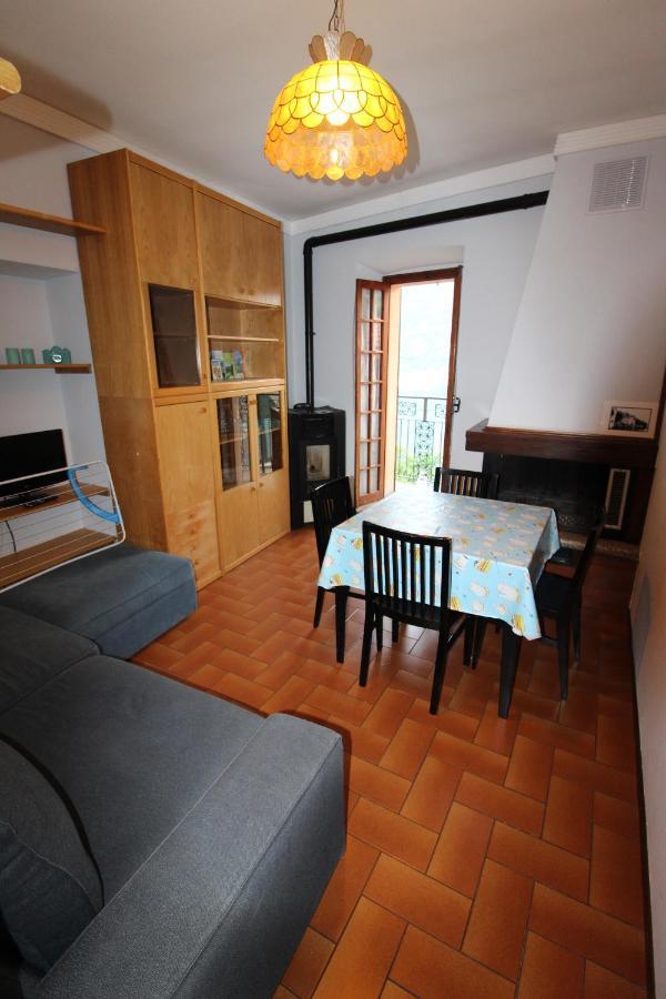 Appartamento Casa Rina Nesso Esterno foto