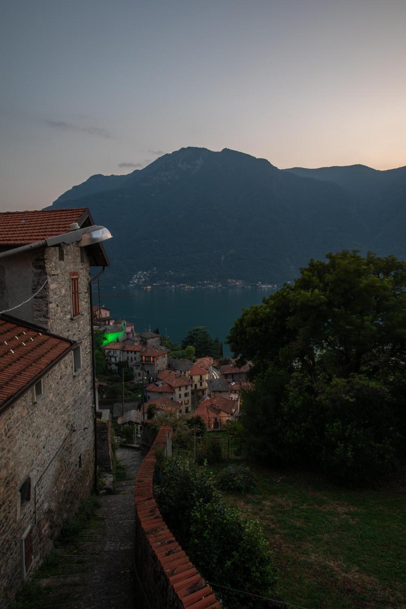 Appartamento Casa Rina Nesso Esterno foto