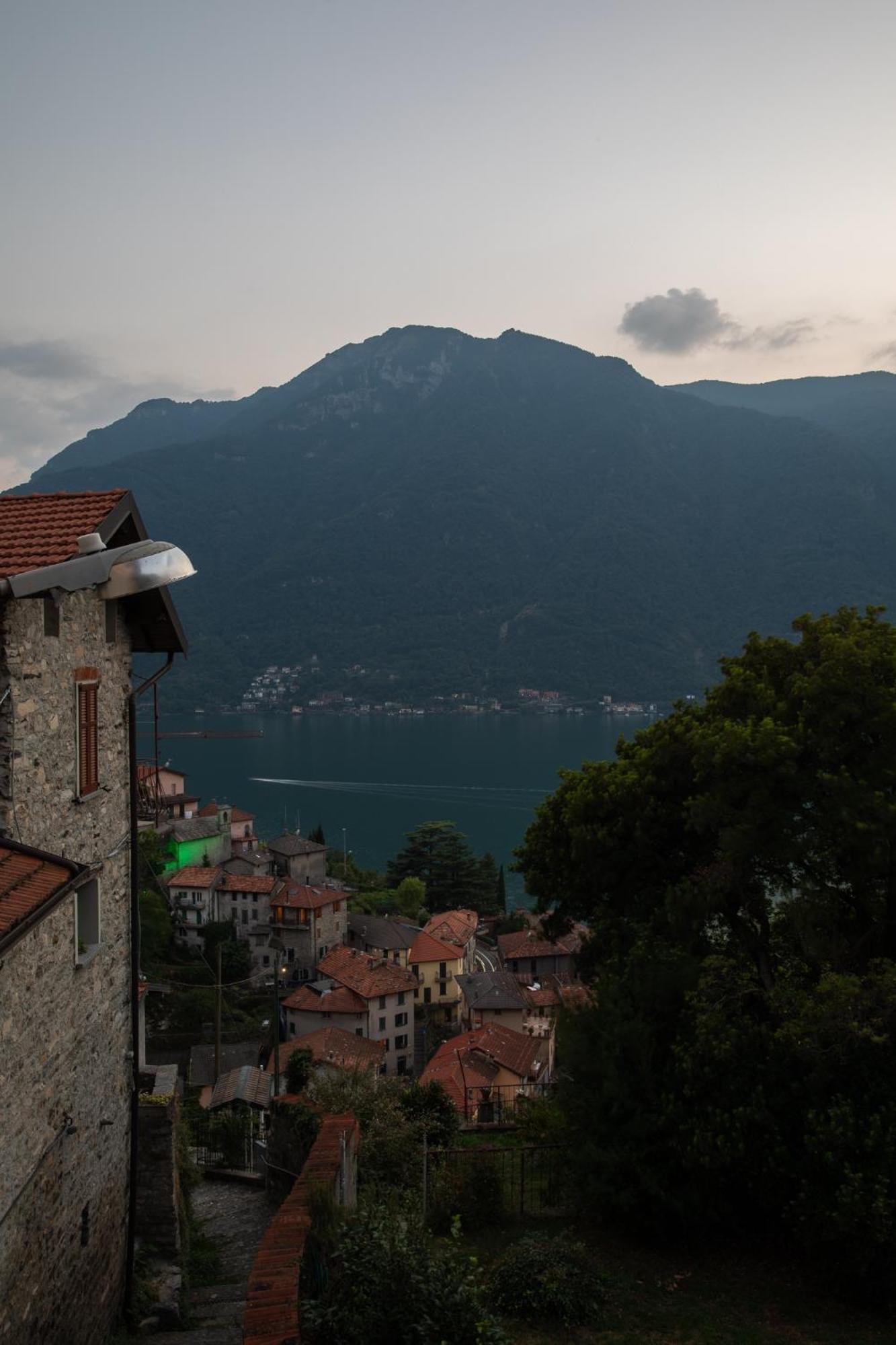Appartamento Casa Rina Nesso Esterno foto